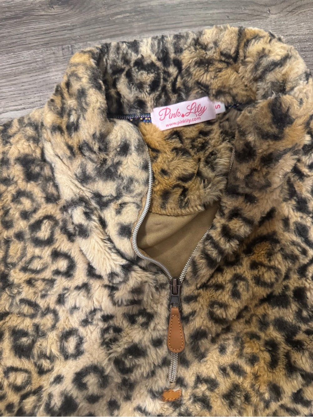 Pink Lily Leopard Faux-Fur Half-Zip Jacket - Tan & Black